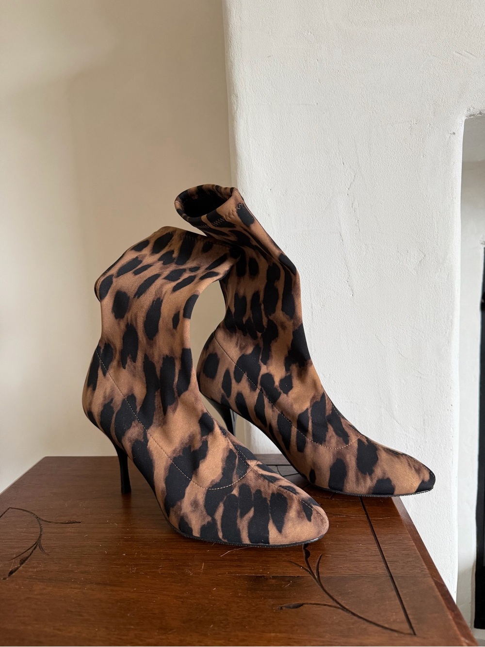 Stuart Weitzman Slaine Leopard Print Sock Boots - Like New! Size 8